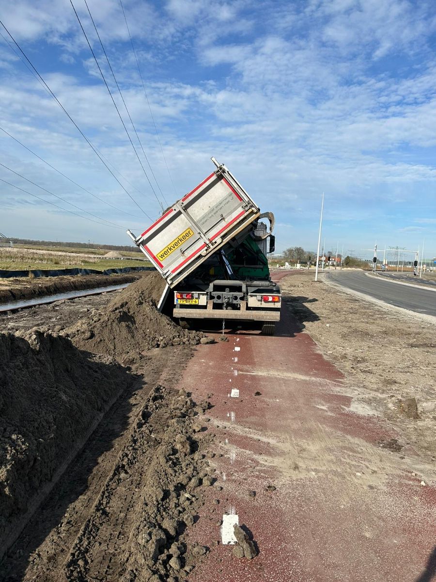 Vrachtwagenchauffeur kraanauto/knijper wegenbouw